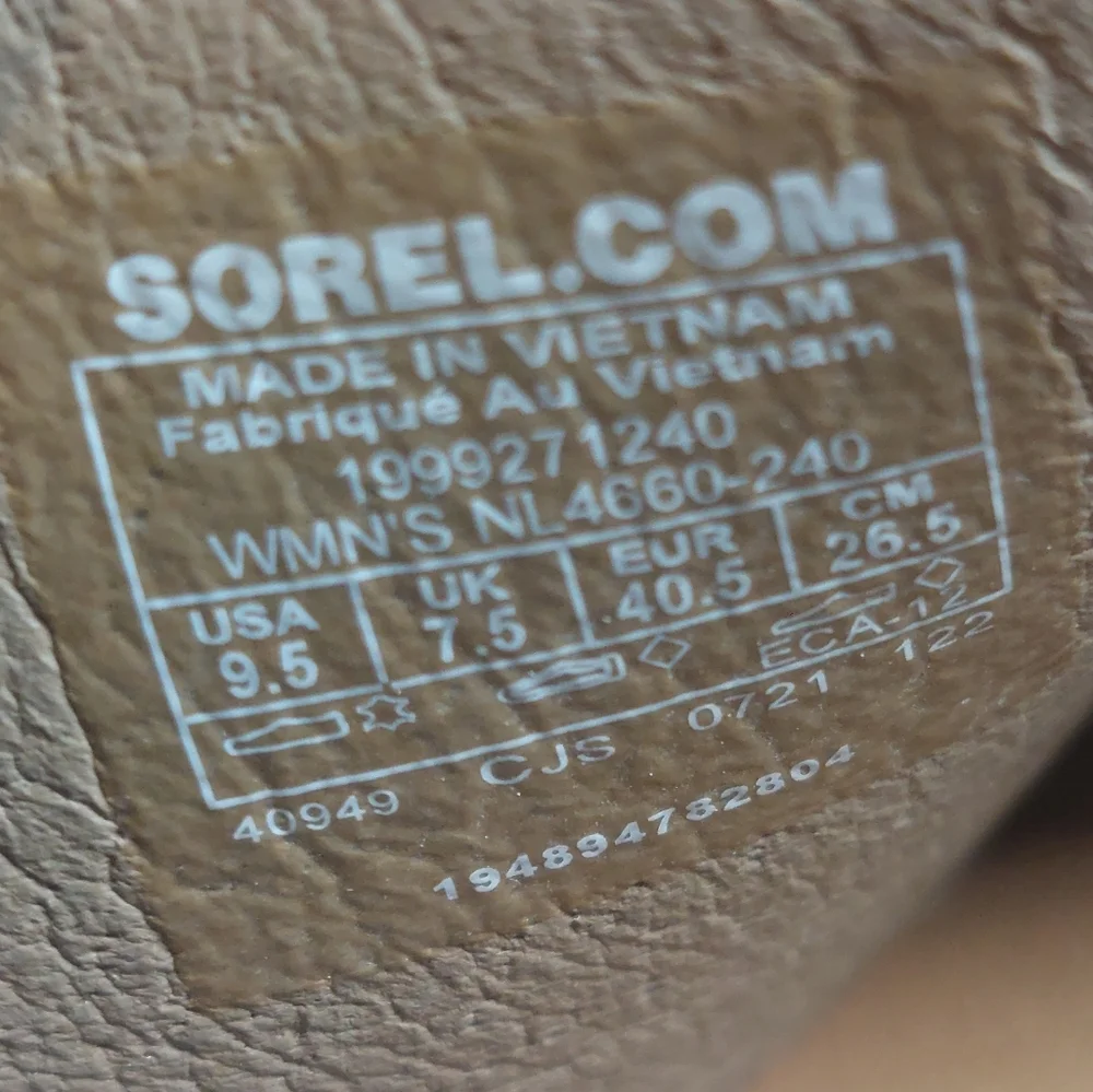Sorel Women's Sandal Ella II Slide Light Brown Silver Strap Size 9.5 Comfy